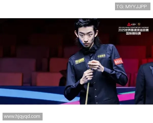 我国“黑马”吴宜泽夺得斯诺克国锦赛冠军